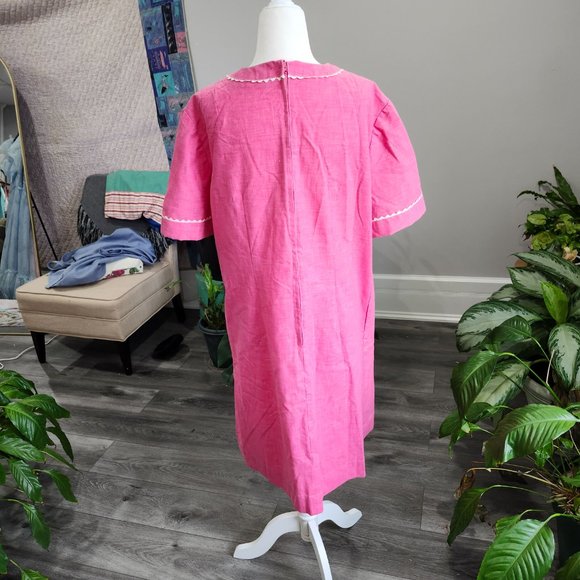 Vintage 1960's Bubblegum Pink Mod Shift Dress, Handmade - Picture 8 of 9